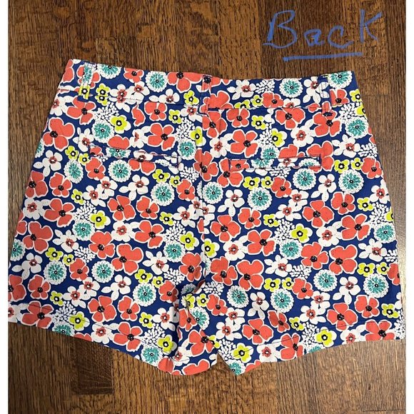 Crown & Ivy Caroline Shorts sz  6 Blue Multi Floral Classic Fit Stretch Twill - Picture 2 of 11